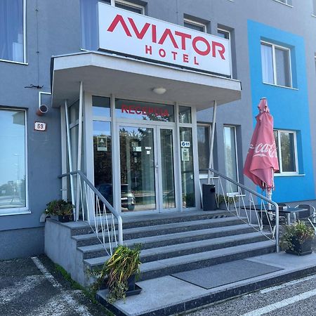 Aviator Garni Hotel براتسيلافا المظهر الخارجي الصورة