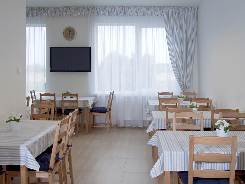 Aviator Garni Hotel براتسيلافا المظهر الخارجي الصورة